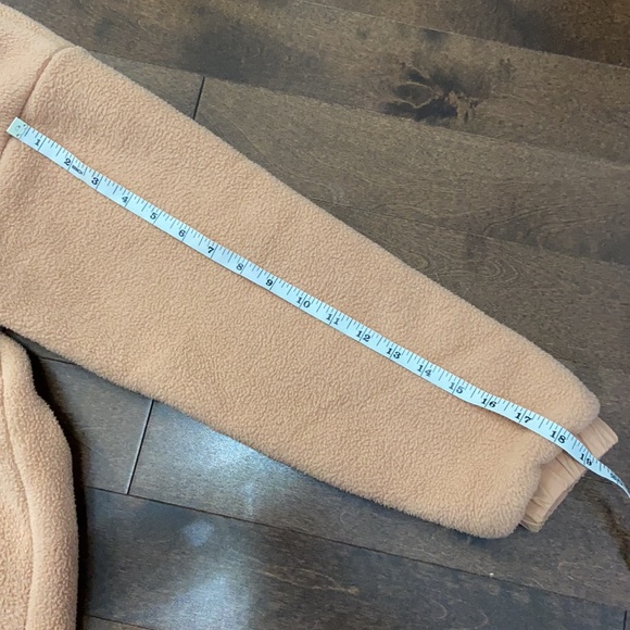 Fabletics Lotta Sherpa Half-Zip Jacket - Picture 12 of 16
